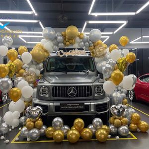 Trang trí giao xe tặng vợ